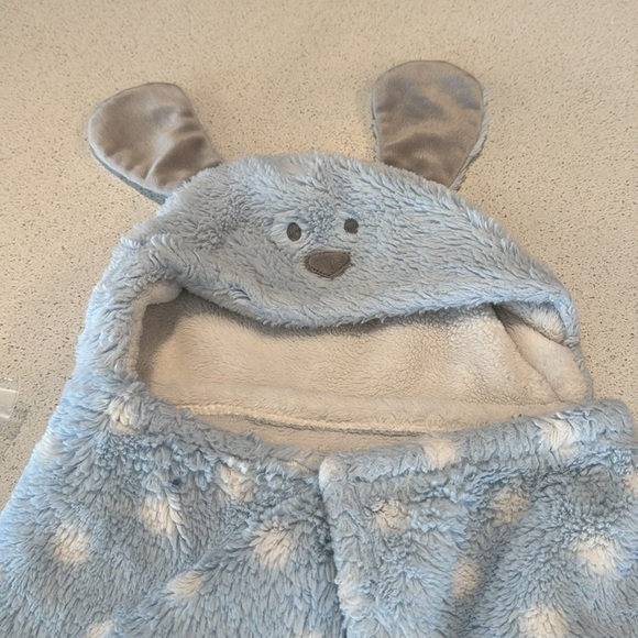 BLANKETS & BEYOND blue White Dots Hooded long ears dog BABY BLANKET Hood Plush - Picture 2 of 11